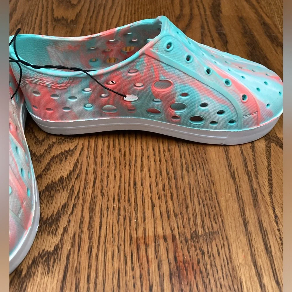 💦Lily&Dan Water Shoes💦Kids size 9/10 unisex orange green and white NWT